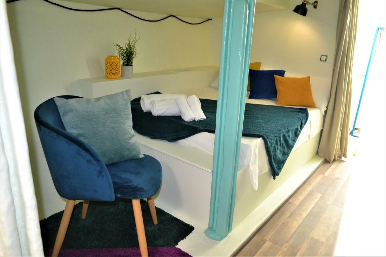Pillirina House-Boat Hotel Marzamemi Bagian luar foto